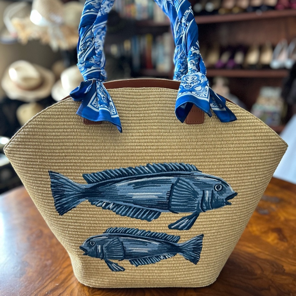 Farm Rio Blue Garden Tiles Raffia Shell Tote - Picture 3 of 16